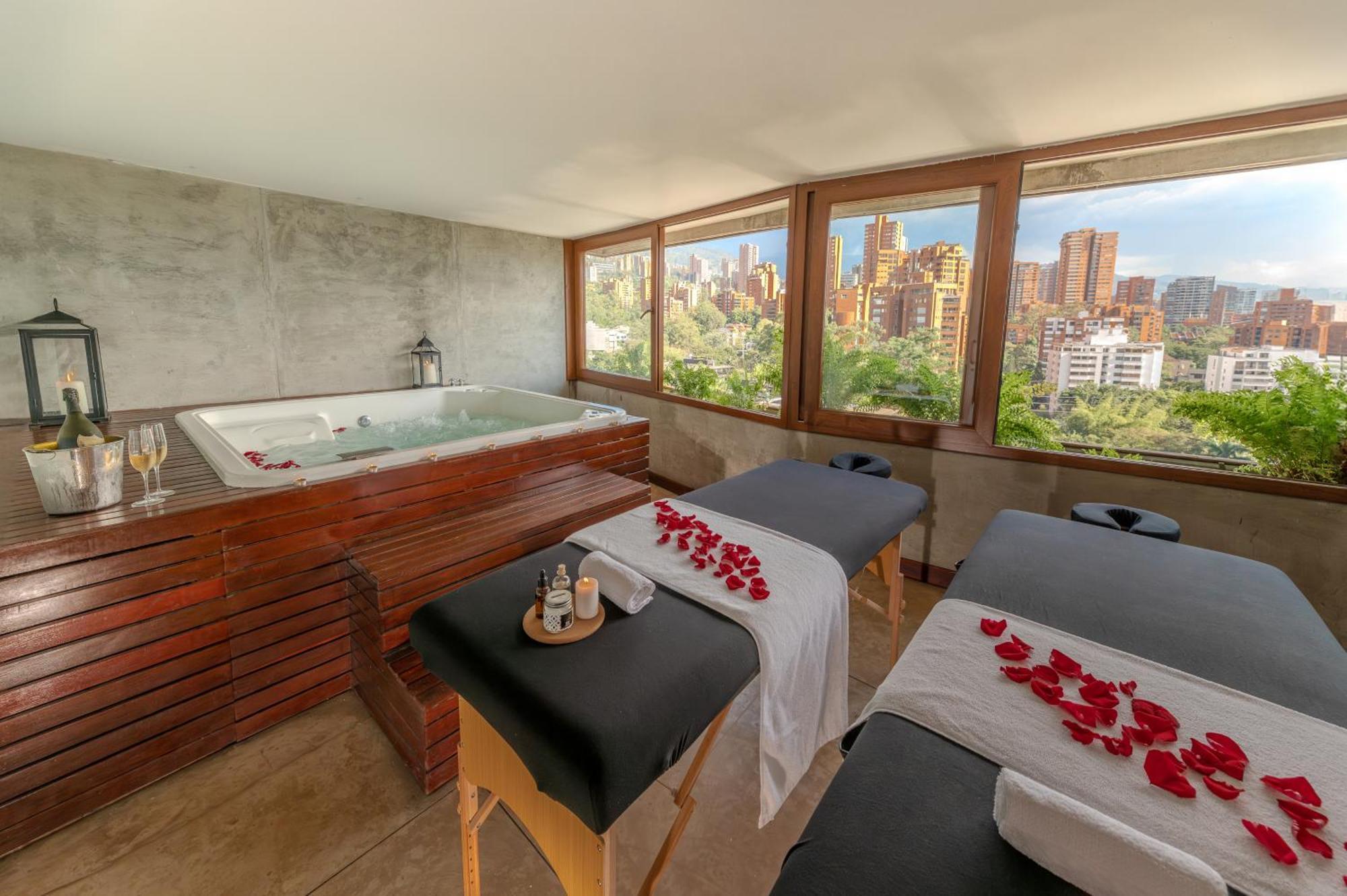 The Charlee Hotel Medellín Zewnętrze zdjęcie
